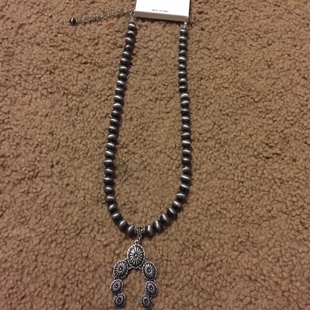 NWT Concho Squash Blossom Navajo Pearl Necklace